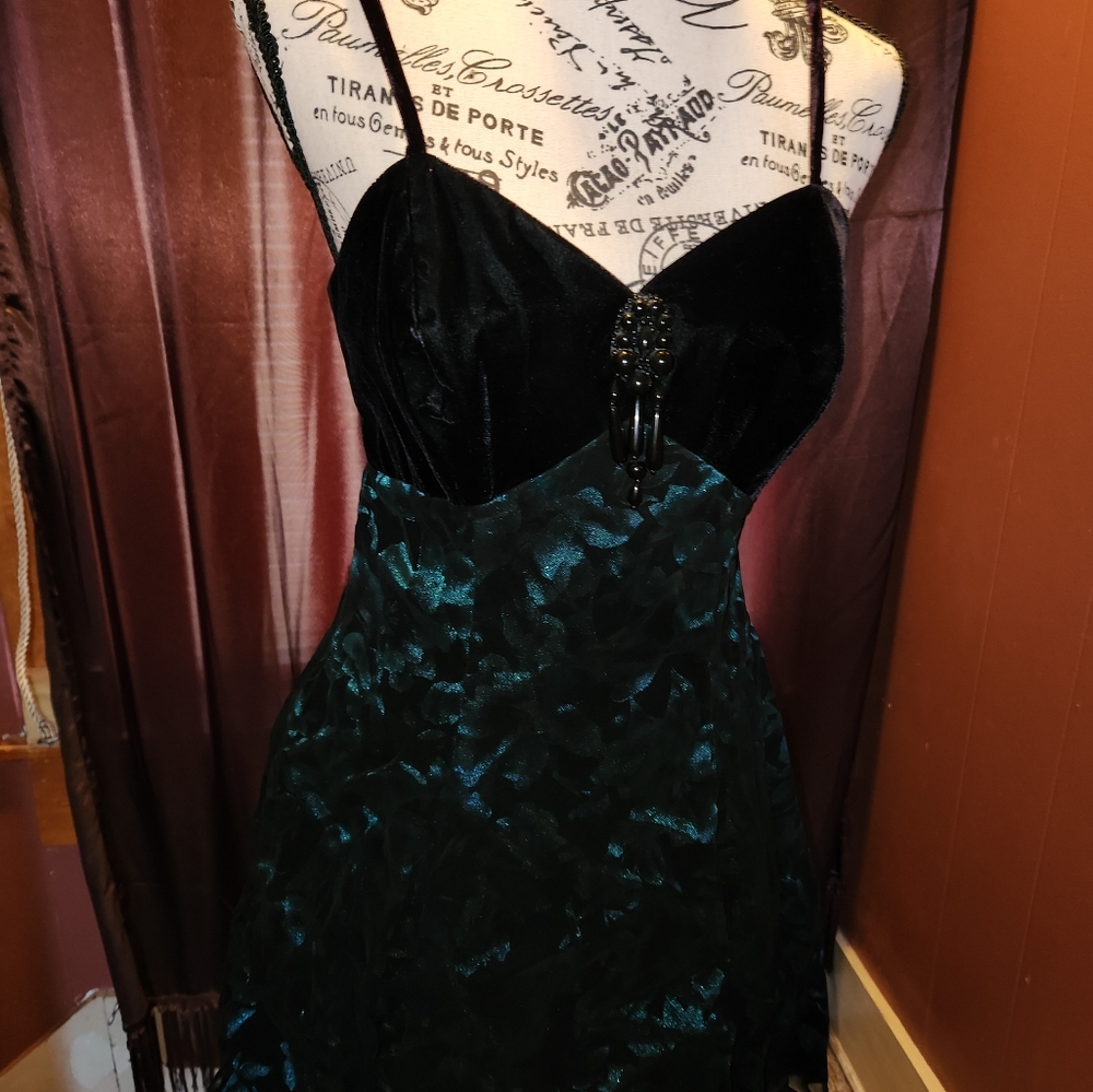 Vintage velvet prom dress